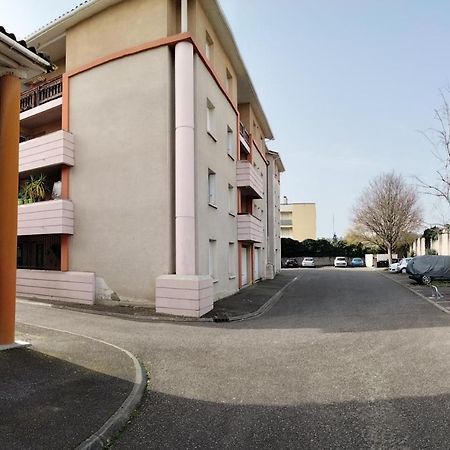 Appartement Grand T3 avec clim, parking et terrasse privative - Agen Extérieur photo