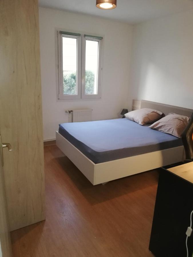 Appartement Grand T3 avec clim, parking et terrasse privative - Agen Extérieur photo
