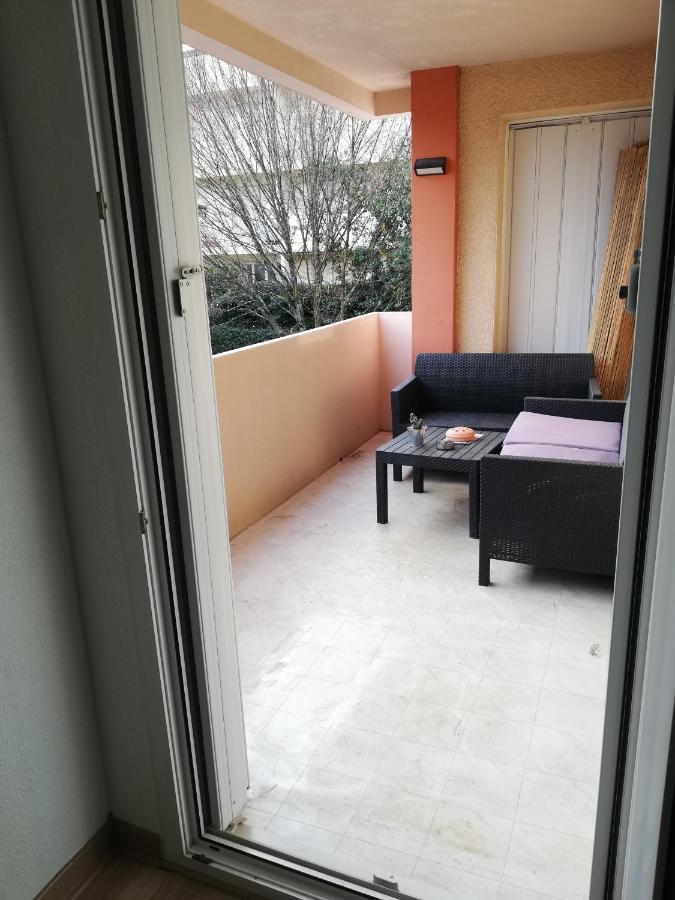 Appartement Grand T3 avec clim, parking et terrasse privative - Agen Extérieur photo