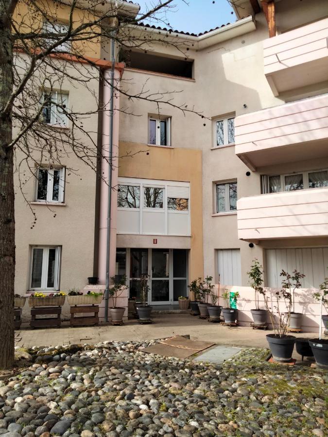 Appartement Grand T3 avec clim, parking et terrasse privative - Agen Extérieur photo